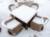 Rattan Möbel im Winter (depositphotos.com)